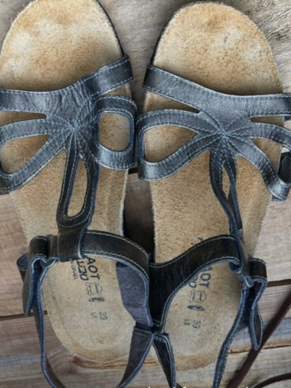 Naot Women's Sandals, size 39, dark gray metallic with gold highlights